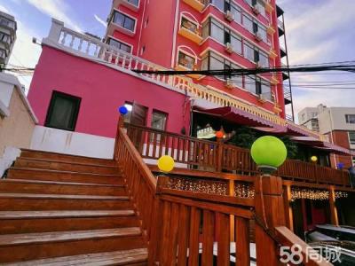 具有独特风格的主题酒店 40余间主题房间 房间面积50多平米