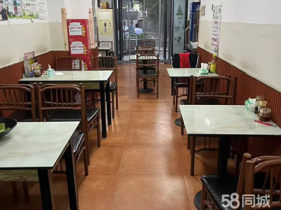 位置好 人流量大。明白人一眼就能相中