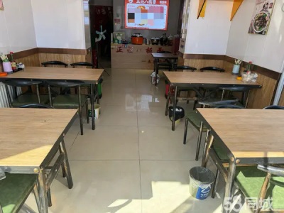 干净明亮朝南向  人流量大