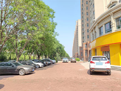 大连大学旁小区商业街生鲜店内摊位出租