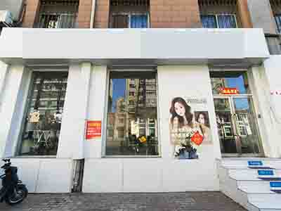 理工北门主道商业街店铺转让