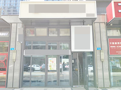 5万就转！港东四街70平精致装修餐饮店