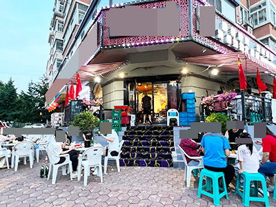 开发区倚山里夜市纯一层烧烤店出兑