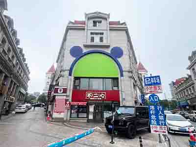 奥林匹克沃尔玛东门正对面独栋公建