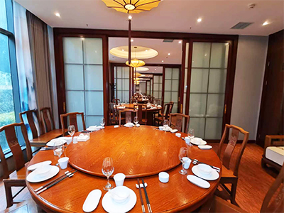 泉水D1区主道经营多年菜馆转让