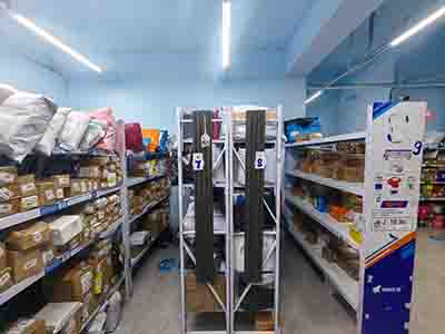 体育新城1700件左右驿站出兑