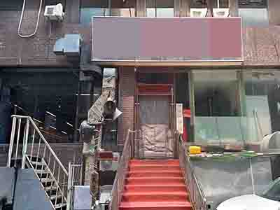 中山纯一层180平餐饮店2万就转！