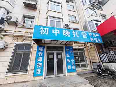 泡崖子纯一层空铺出租（除餐饮外）