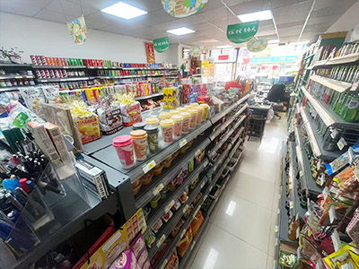 28档烟证新隆嘉对面8年超市