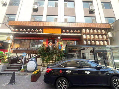 南山路12米门头纯一层日料店转让