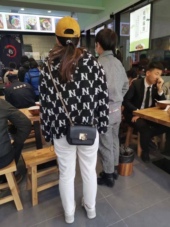 华南红星美凯龙对面商铺急转